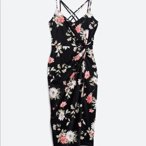 Nine BrittonValencia Knot Midi Dress